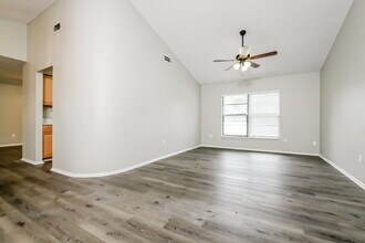 10119 Deepbrook Dr in Riverview, FL - Building Photo - Building Photo