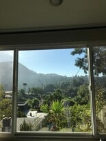 3385 Troy Dr, Unit Immaculate Vibes And View in Los Angeles, CA - Building Photo
