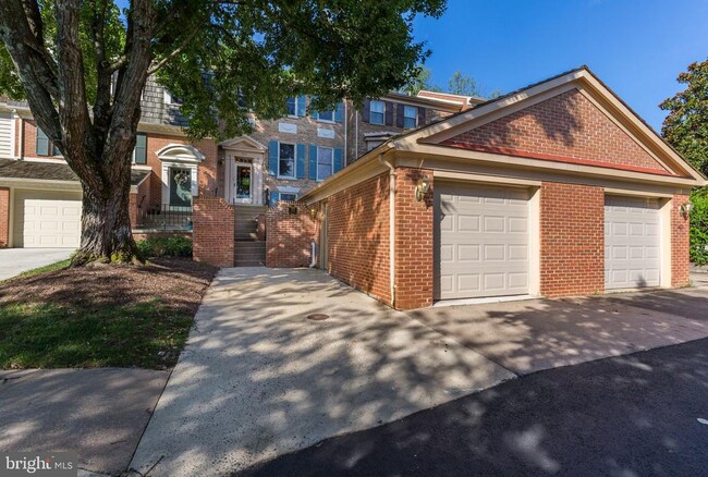 property at 502 Council Ct NE