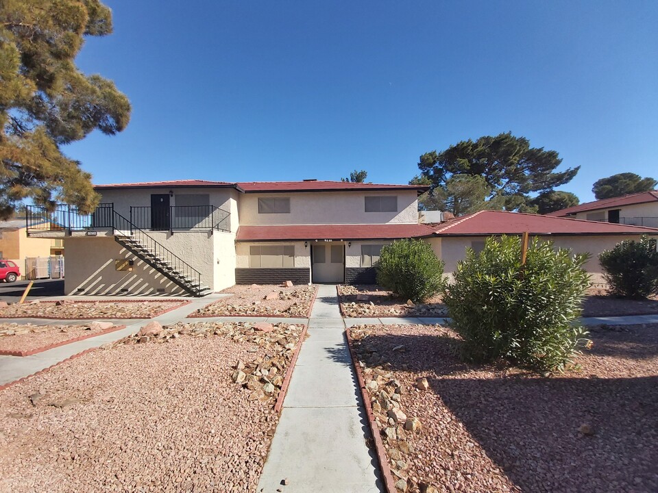 5282 S Maryland Pky, Unit A in Las Vegas, NV - Building Photo