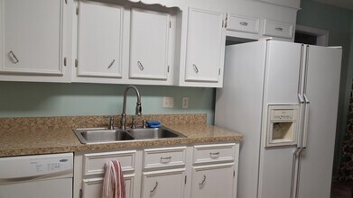 1200 Black Walnut Ct in Sumter, SC - Building Photo - Building Photo