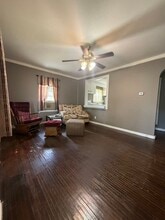 904 Magnolia St in Marseilles, IL - Foto de edificio - Building Photo