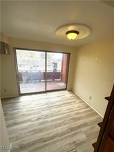 205 Putnam Ln in Weirton, WV - Foto de edificio - Building Photo