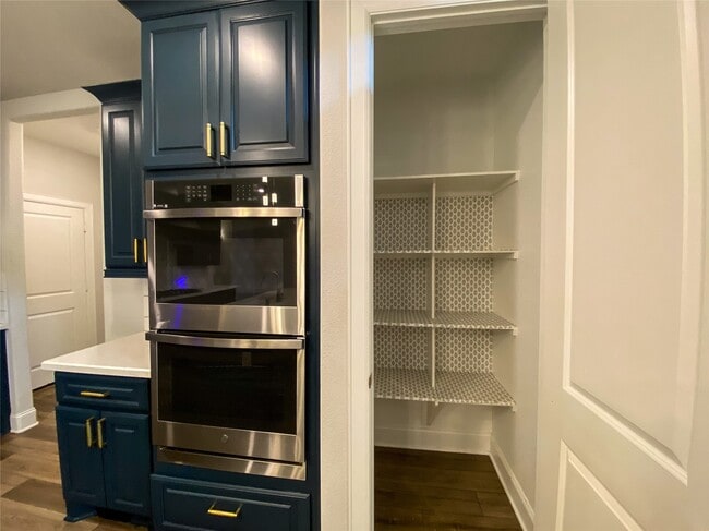 10011 Serenity Grv Dr in Missouri City, TX - Foto de edificio - Building Photo