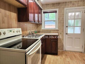 2131 Dennison Pl NW in Canton, OH - Building Photo - Building Photo