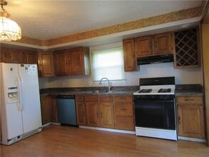 212 Vollmer Pkwy in Rochester, NY - Building Photo - Building Photo