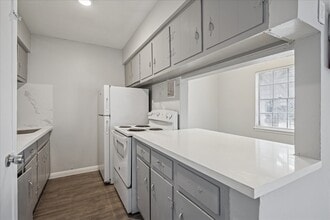 1716 Crownover Rd in Houston, TX - Building Photo - Building Photo