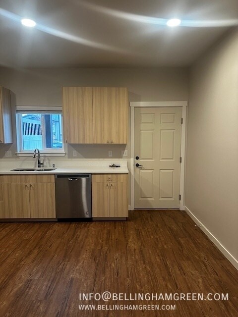 4131 Prince Ct in Bellingham, WA - Building Photo