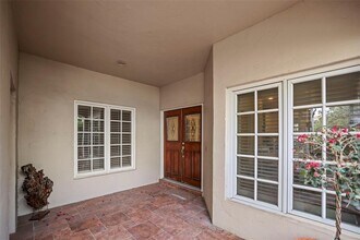 4941 Bayshore Blvd in Tampa, FL - Building Photo - Building Photo