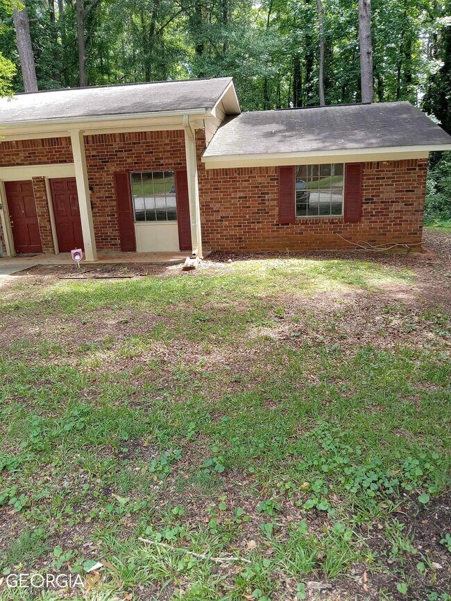 113 Burkshire Ct in Jonesboro, GA - Building Photo - Building Photo