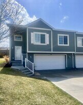 19601 Weir St in Omaha, NE - Building Photo