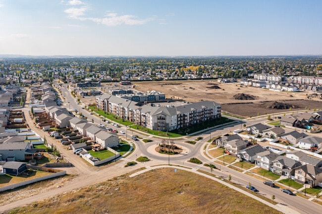 Timber Pointe Apartments in Red Deer, AB - Building Photo - Building Photo