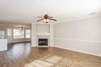 7362 Stonegate Blvd in Southaven, MS - Building Photo - Building Photo