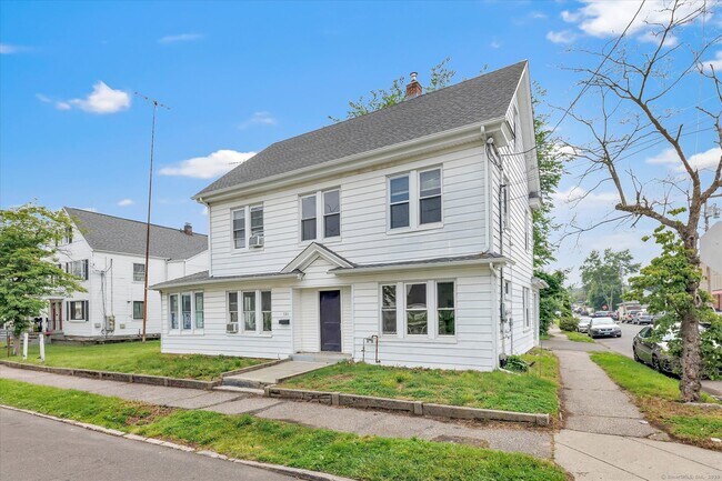 330 French St in Bridgeport, CT - Building Photo - Building Photo