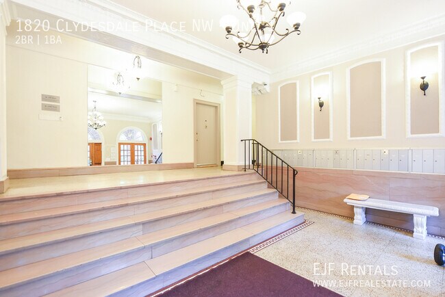 1820 Clydesdale Pl NW-Unit -Unit 1 in Washington, DC - Building Photo - Building Photo