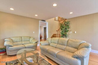 106 Elizabeth Ave in Lavallette, NJ - Building Photo - Building Photo