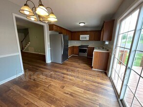 1040 Blairfield Dr in Nashville, TN - Building Photo - Building Photo