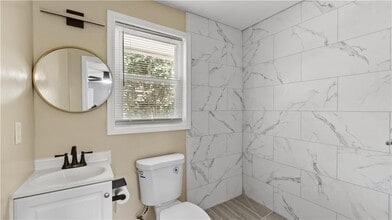 804 Buford Hwy NE in Sugar Hill, GA - Building Photo - Building Photo