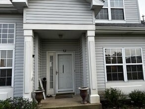 112 S Barton Trail in Batavia, IL - Building Photo - Building Photo