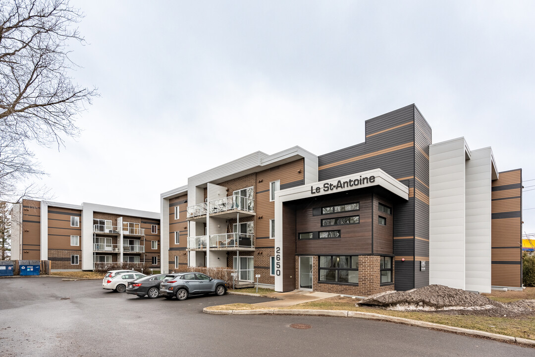 2650 Sainte-Foy Ch in Québec, QC - Building Photo