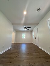 19 E 80th St in Kansas City, MO - Building Photo - Building Photo
