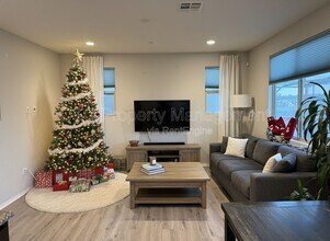 4860 Ballast Ln in San Diego, CA - Building Photo - Building Photo