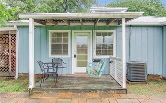 15510 Cypress Garden Dr in Tomball, TX - Building Photo