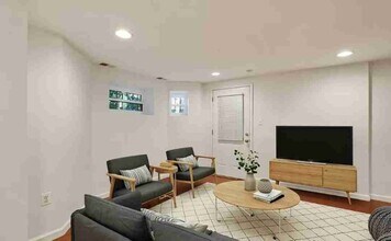 1038 Lamont St NW in Washington, DC - Building Photo - Building Photo