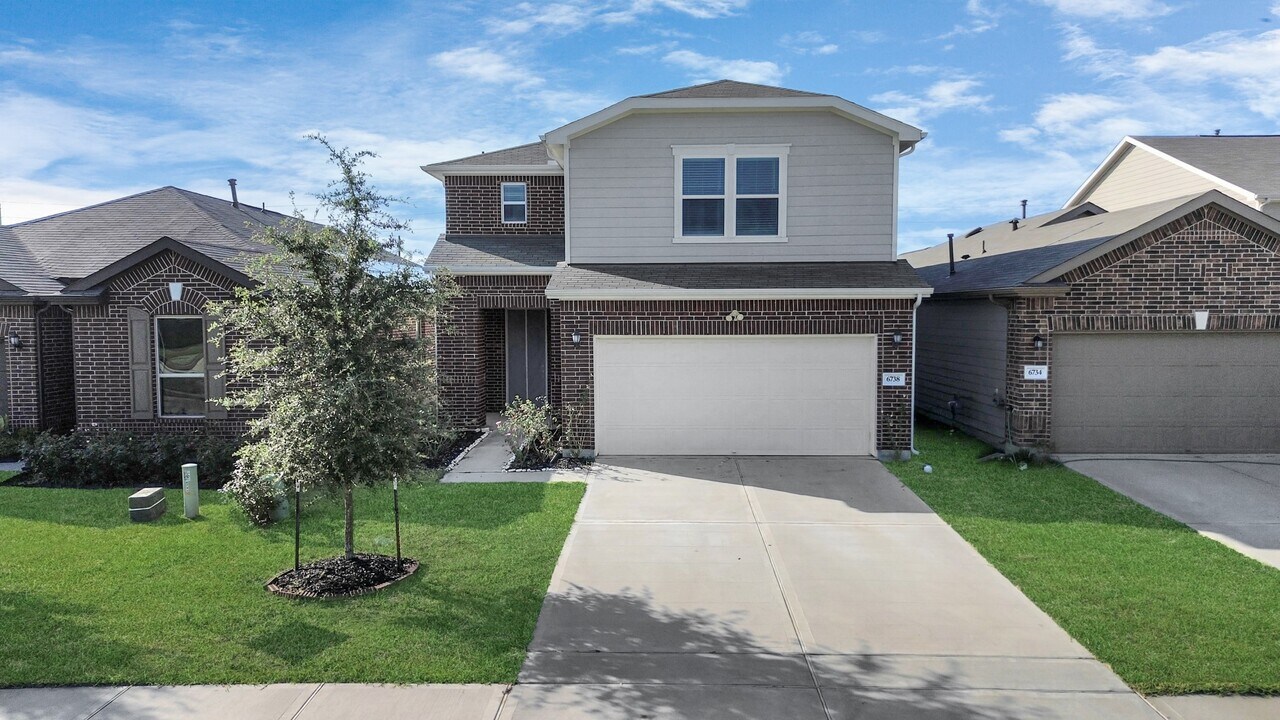 6738 Beck Canyon Dr in Houston, TX - Building Photo