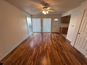 11455 SE 35th Ave in Milwaukie, OR - Foto de edificio - Building Photo