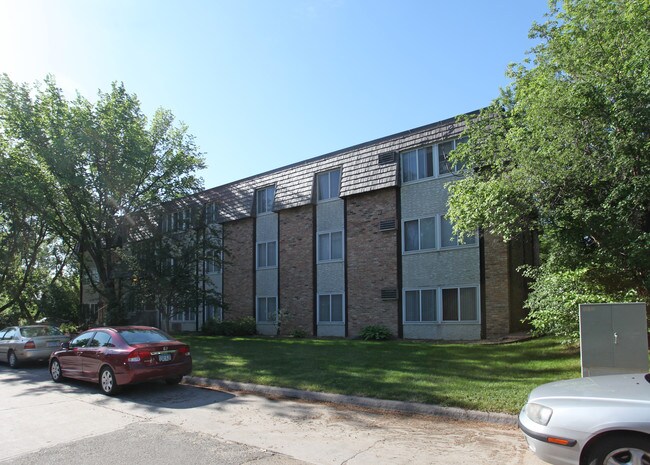 Greenway Commons in Minneapolis, MN - Building Photo - Building Photo