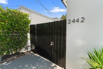2442 SW 3rd St in Miami, FL - Building Photo - Building Photo