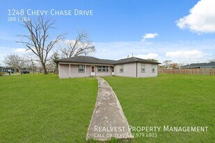 1248 Chevy Chase Dr in Angleton, TX - Building Photo