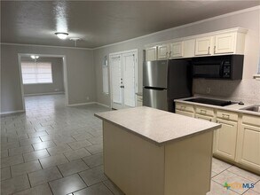 904 Palmetto St in Belton, TX - Building Photo - Building Photo