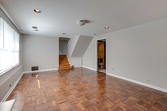 168 Blueberry Rd in Libertyville, IL - Building Photo - Building Photo