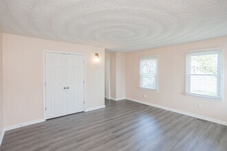 348 Hamilton Ave in Portsmouth, VA - Building Photo - Building Photo