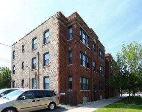 5001 W Irving Park Rd in Chicago, IL - Building Photo - Building Photo