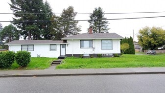 46198 Princess Ave in Chilliwack, BC - Building Photo