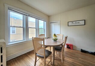 4412 N St Louis Ave in Chicago, IL - Building Photo - Building Photo