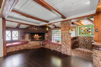 2624 E 8th St in Long Beach, CA - Building Photo - Building Photo