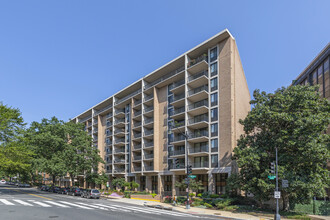 The Hamilton House in Washington, DC - Building Photo - Building Photo