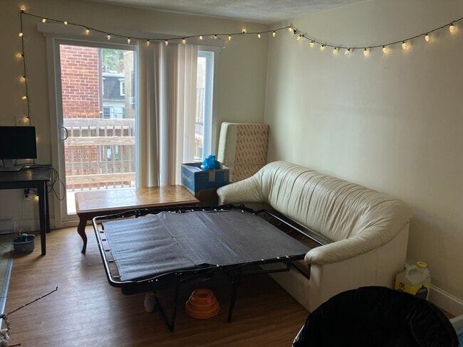 3 Elm St, Unit 3 in Somerville, MA - Building Photo - Building Photo