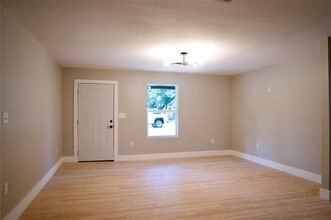 2148 Kathleen Ave in Dallas, TX - Building Photo - Building Photo