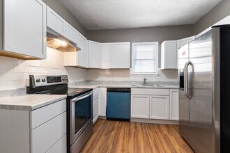 835 S 38th St in Louisville, KY - Building Photo - Building Photo