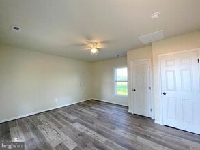 7990 Mackall Rd in Saint Leonard, MD - Building Photo - Building Photo