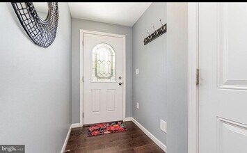 358 Weatherstone Dr in New Cumberland, PA - Building Photo - Building Photo