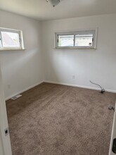 25725 Princeton St in Dearborn Heights, MI - Building Photo - Building Photo