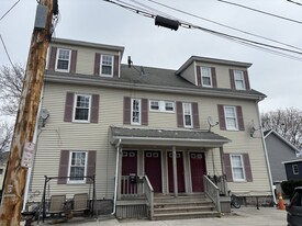 14 Quigley Ave, Unit 16 in North Chelmsford, MA - Building Photo