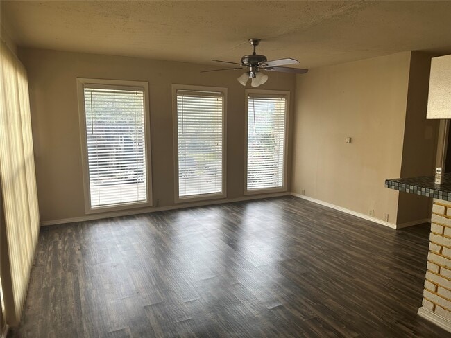 property at 628 Hawthorne St