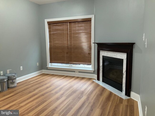 property at 3301 Castle Ridge Cir